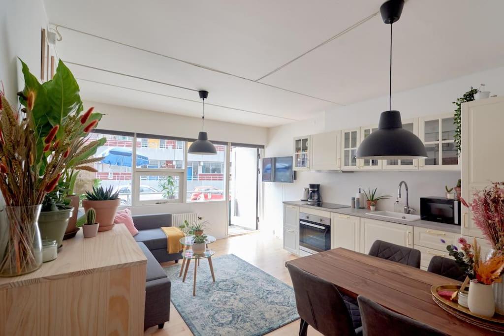 Luxury - Family Friendly - - Cozy- Balcony Copenhagen
