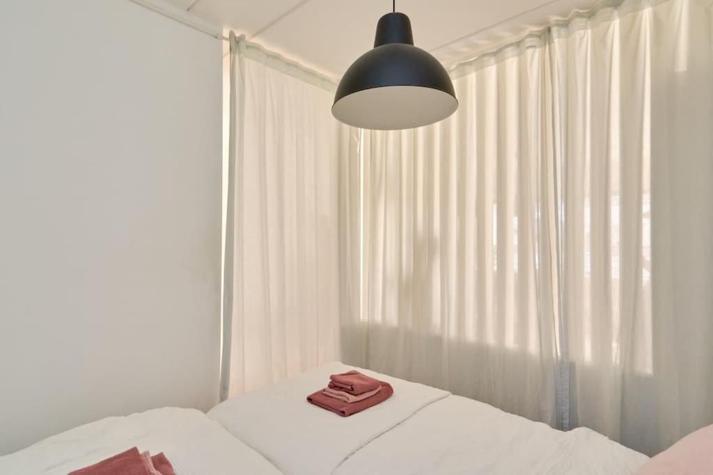 Luxury - Family Friendly - - Cozy- Balcony Leilighet