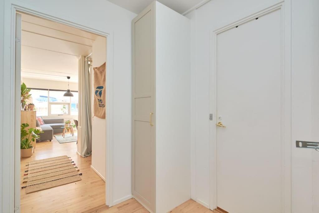 Leilighet Luxury - Family Friendly - - Cozy- Balcony